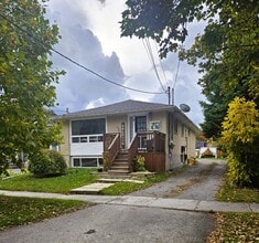 Building Photo - 421 Cottesmore Ave