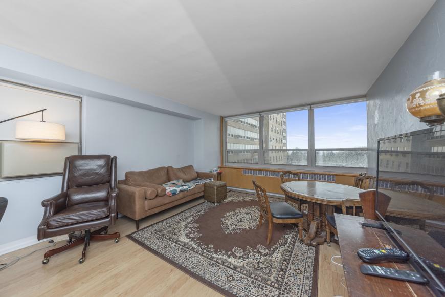 Primary Photo - 1 bedroom in Chicago IL 60613
