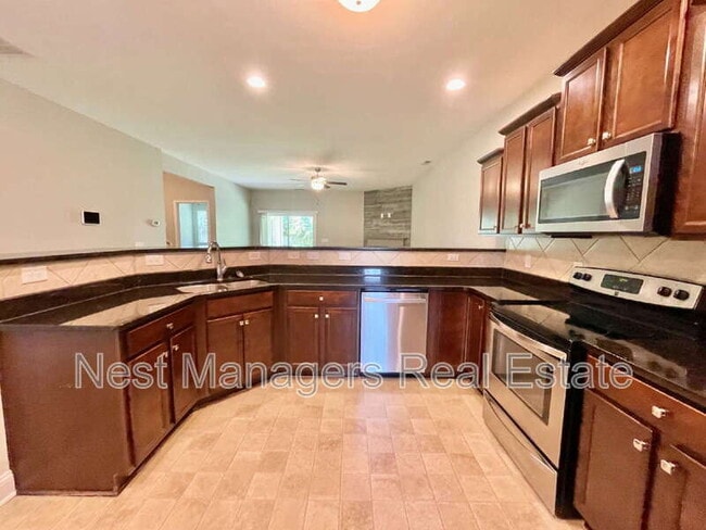 Building Photo - 208 Ladden Ln