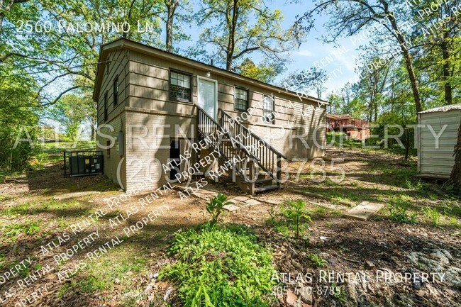 Building Photo - 2560 Palomino Ln