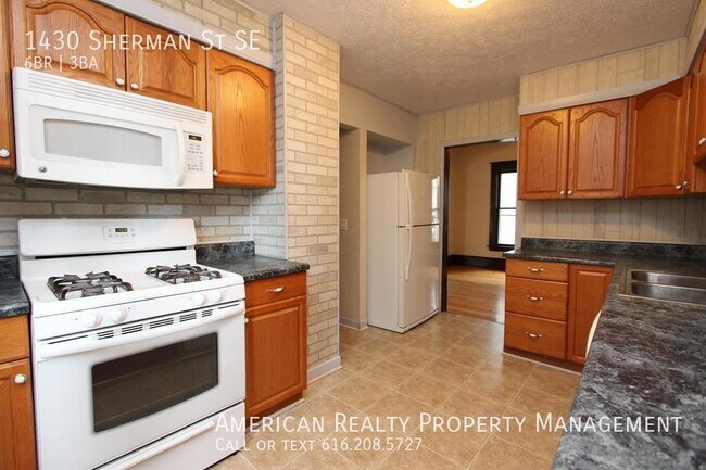 Foto del edificio - 1430 Sherman St SE