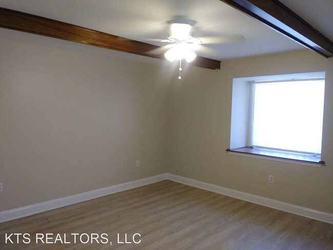 Building Photo - 3 br, 2 bath House - 7851 Buffalo Rd
