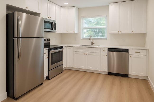 Building Photo - 2710 Boca Ciega Dr N