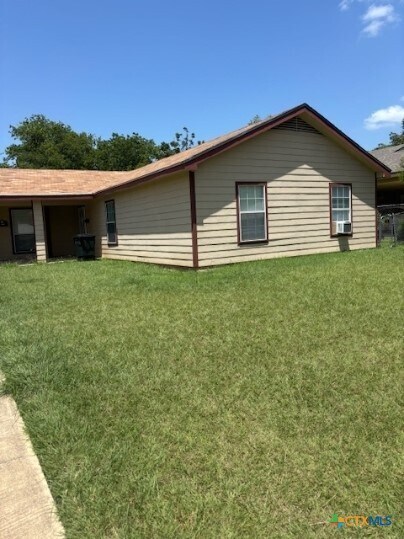 Foto del edificio - 1601 Duncan Ave