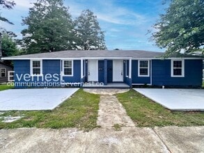 Building Photo - 40 Hiland Pl