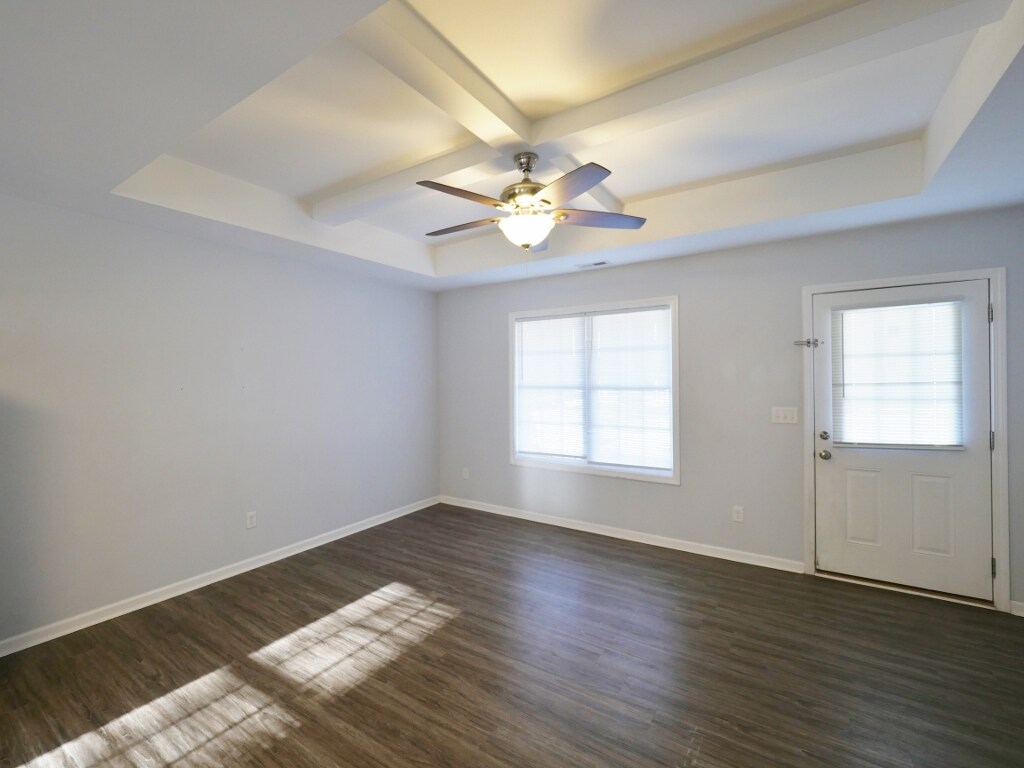 Primary Photo - 1477 Peregrine Dr