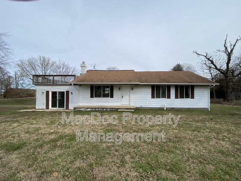Primary Photo - 108 Short St