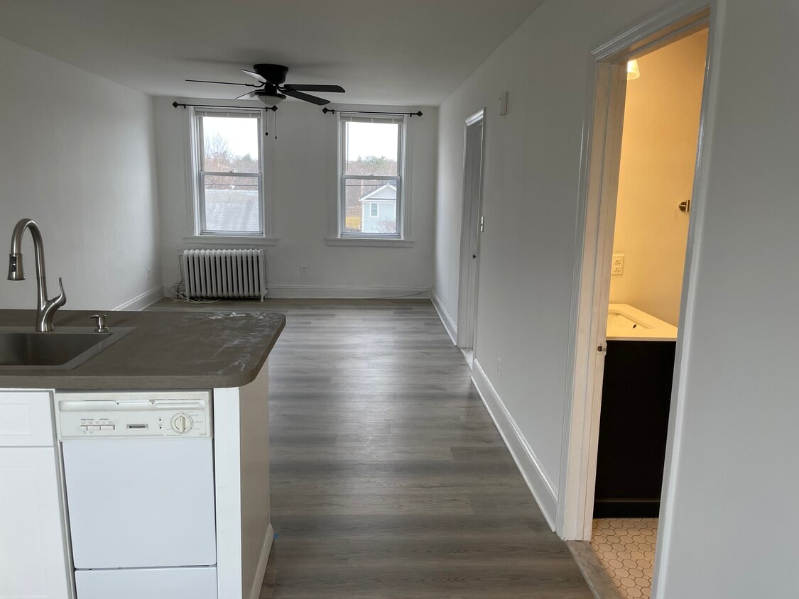 32 Parsons St Unit 3, Harrison, NY 10528 Apartments in Harrison, NY