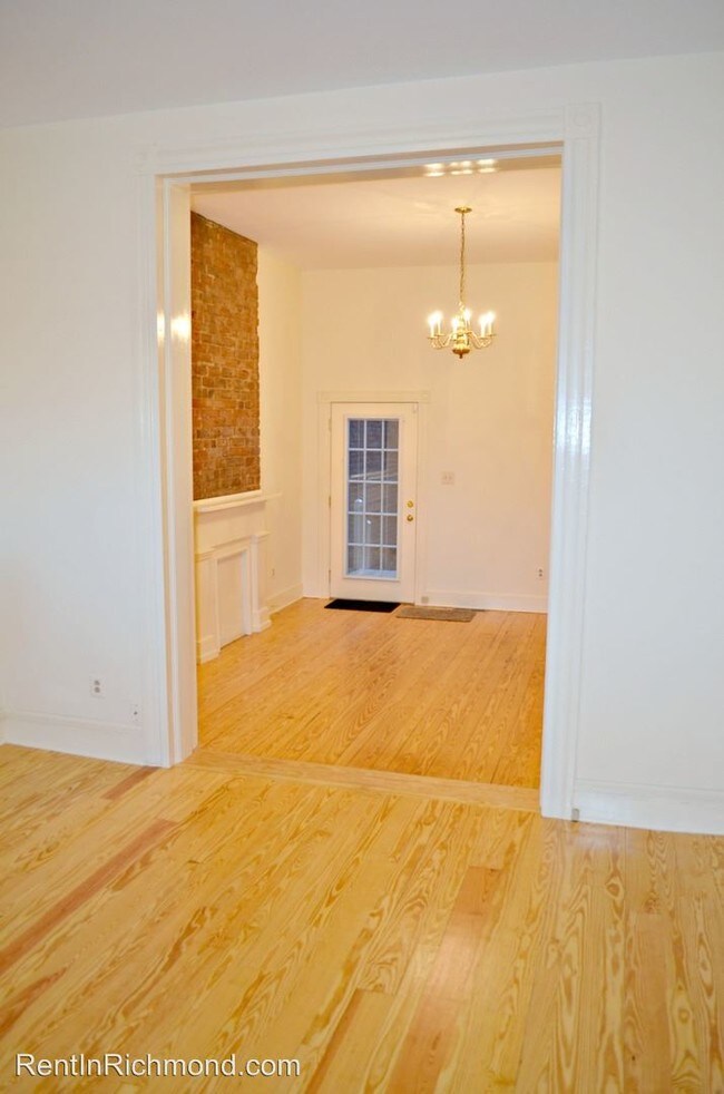 Building Photo - 504 N 25th St