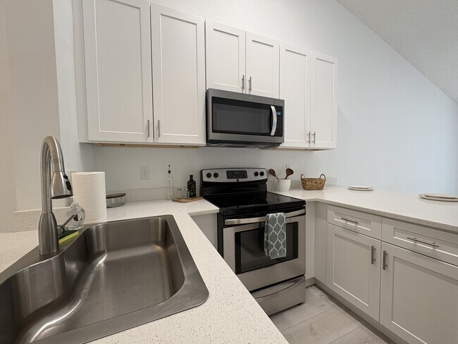 Building Photo - 133 Wading Bird Cir