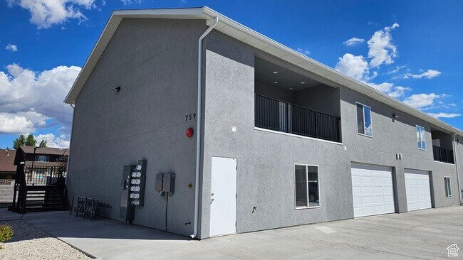 Foto del edificio - 759 S 500 W