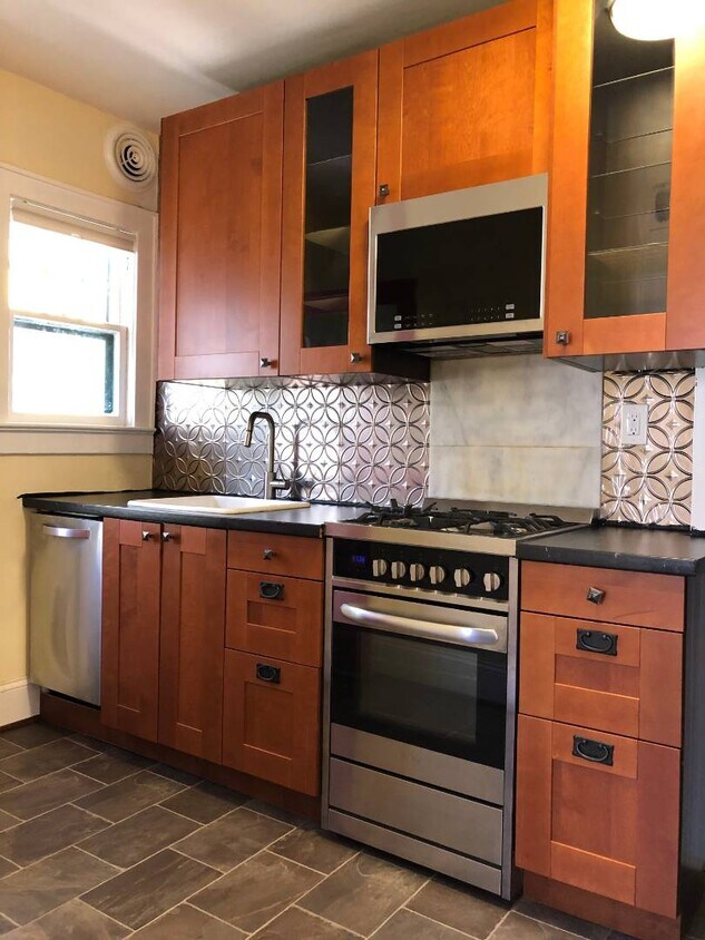 48 Gordon Ave, Sleepy Hollow, NY 10591 Apartment for Rent in Sleepy