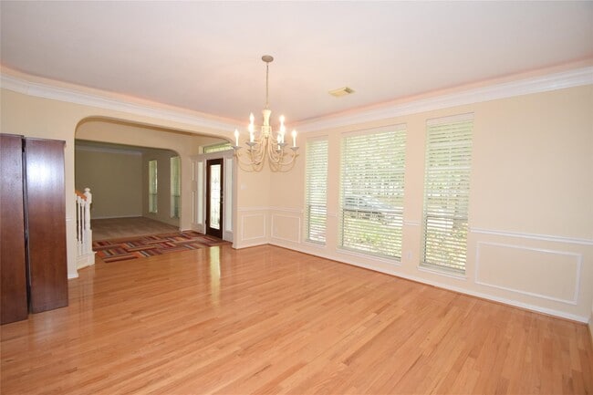 Building Photo - 5011 Quiet Falls Ct
