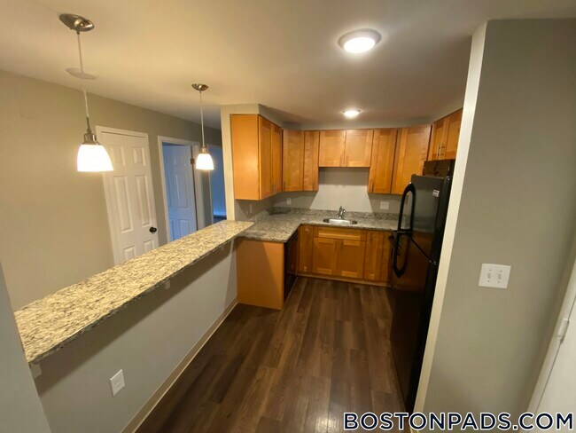 Foto del edificio - 757 Highland Ave