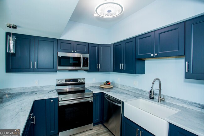 Building Photo - 265 Clearview Ct