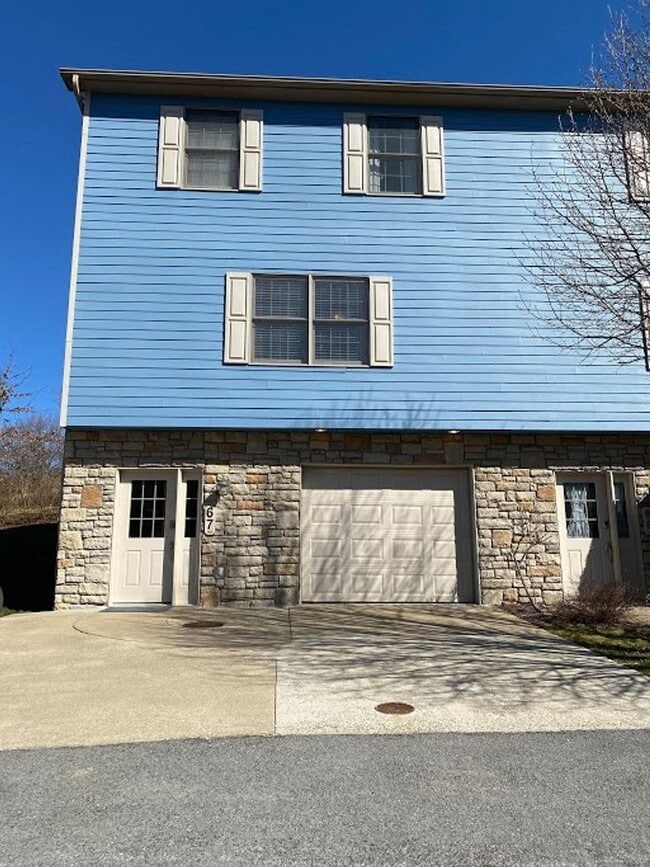 Building Photo - 67 Easton Mill Rd