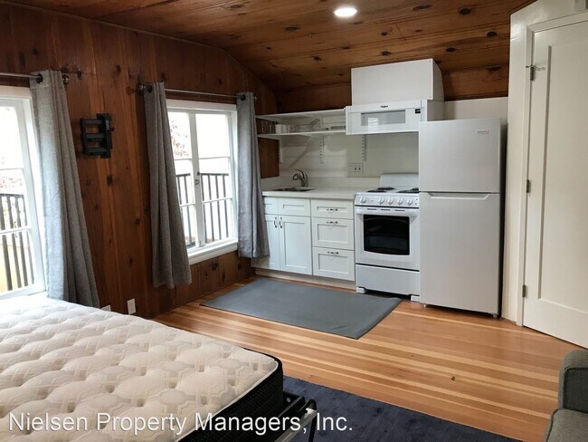 Foto del edificio - Studio, 1 bath House - 1514 42nd Street