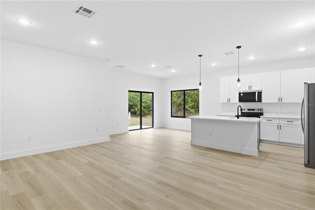 Foto del edificio - 3537 Enid Ln