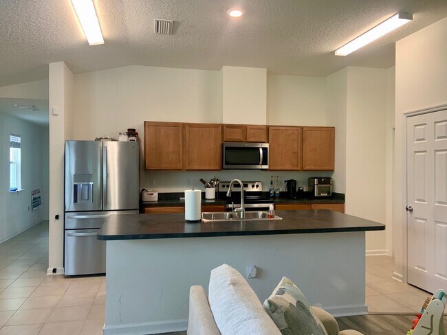 Foto del edificio - 1651 Carter Landing Blvd