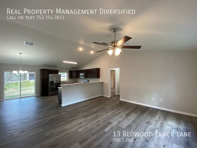Foto del edificio - 13 Redwood Trace Ln