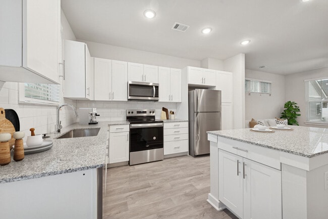 Building Photo - Ascend Cottages At Highland Square