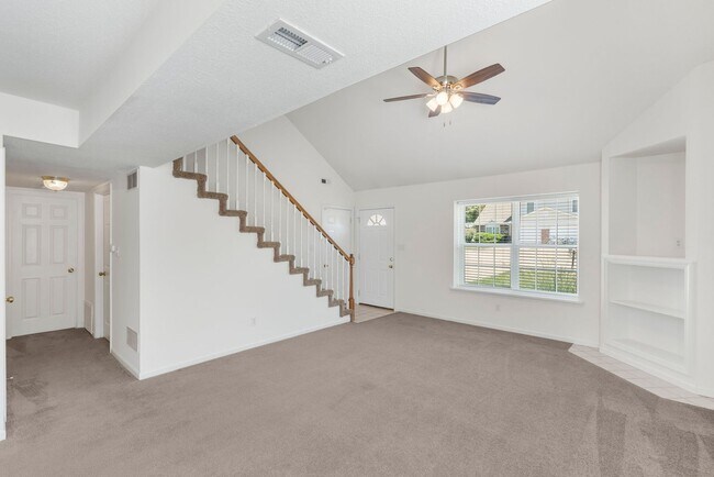 Foto del edificio - 5001-5003 Betty Jean Way