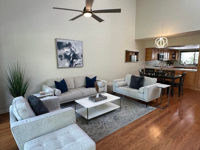 Foto del edificio - 166 Wimbledon Ct