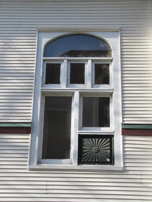 3962 Owen Center Rd, Rockford, IL 61101 Apartments in Rockford, IL