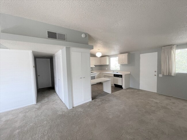 Foto del edificio - 45900 Ocotillo Dr
