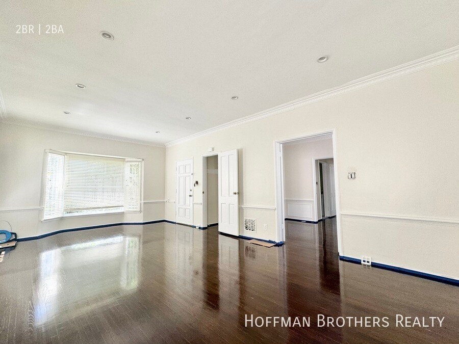 Foto principal - 9689 W Olympic Blvd