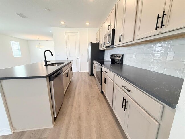 Foto del edificio - 30155 Rustic Mill St