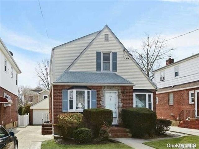 Foto principal - 368 Carnation Ave