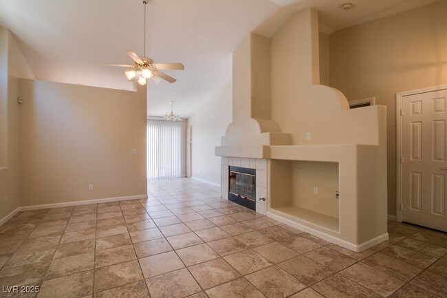 Building Photo - 1640 Eagle Peak Way
