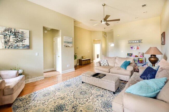 Building Photo - 107 Hialeah Ct