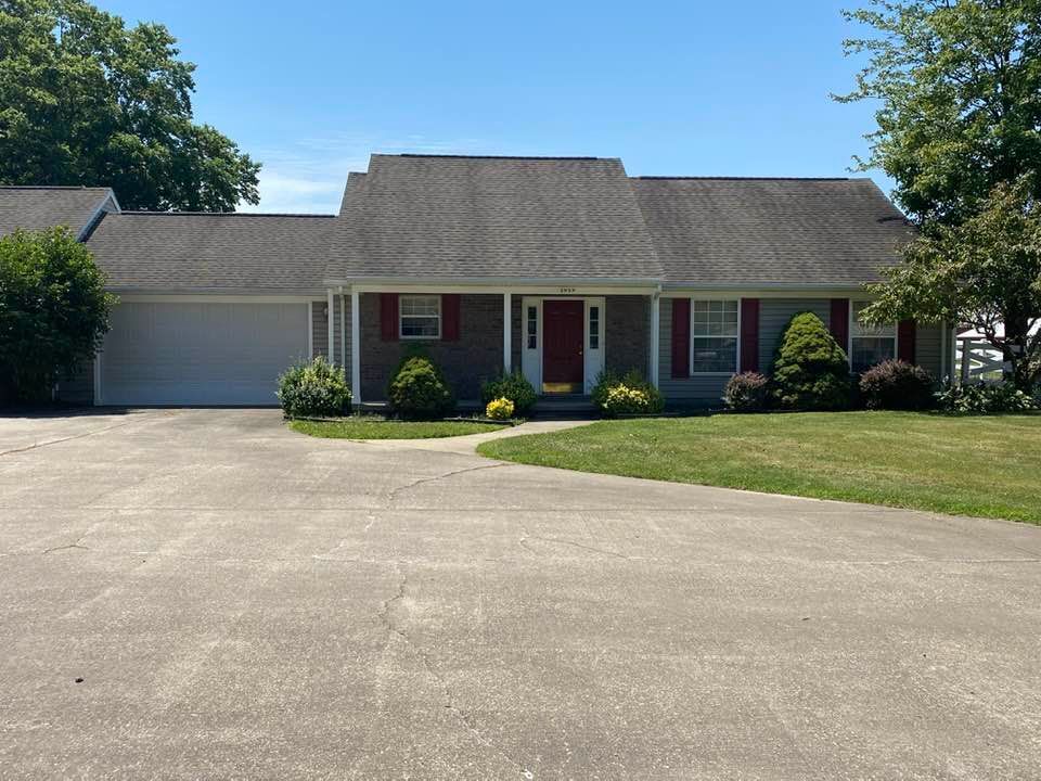 Primary Photo - 2925 E Shetland Dr