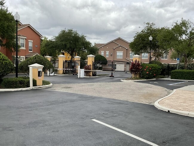 Photo - 8813 Villa View Cir Townhome