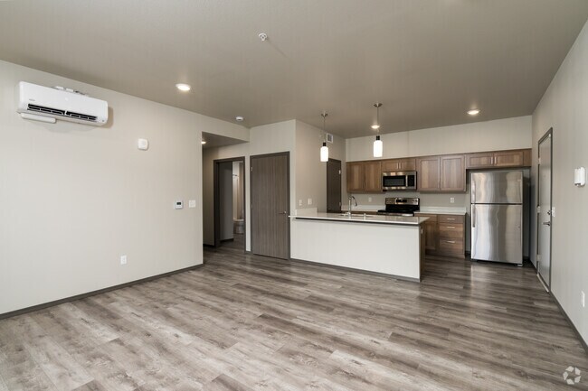 1HAB, 1BA - 750 ft² - Urban Pines Apartments