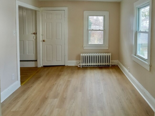 Building Photo - 53 Lincoln St