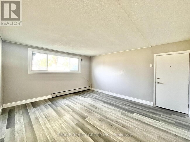 Building Photo - 1 Balfour Pl