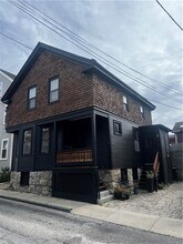 Building Photo - 9 Pope St