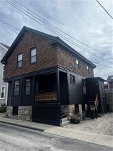 Building Photo - 9 Pope St
