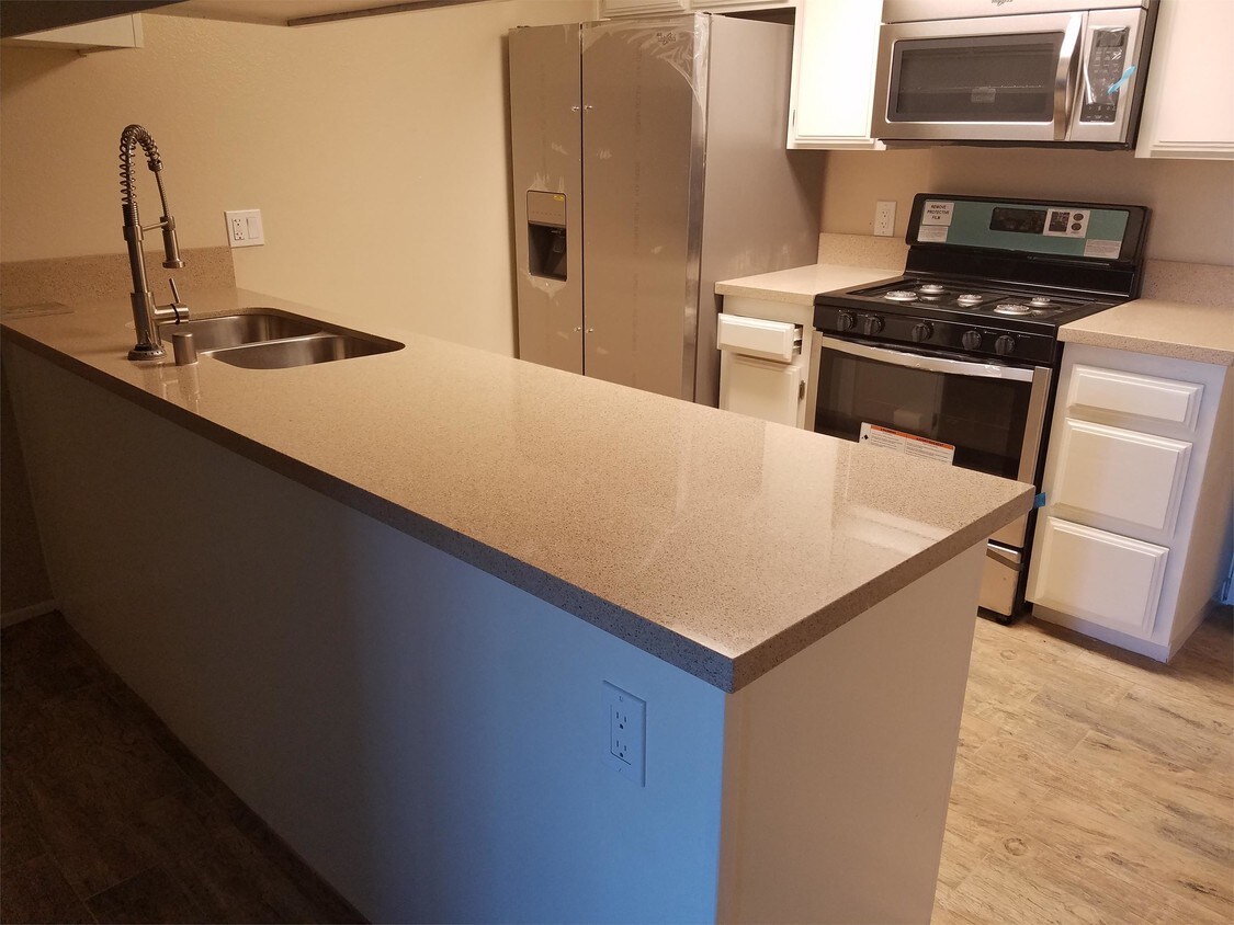 Foto principal - 306 N 10th Ave