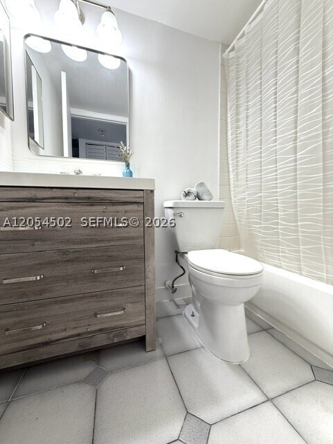 Foto del edificio - 871 NE 207th Terrace