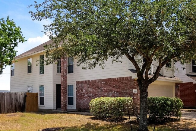 Building Photo - 6814 Strathmore Pl Ct