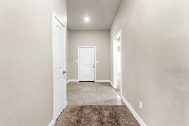 Building Photo - 9044 Antelope Ave
