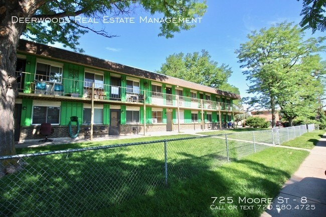 Foto del edificio - 725 Moore St
