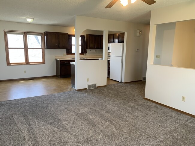 Foto del edificio - 800 Vassar Cir