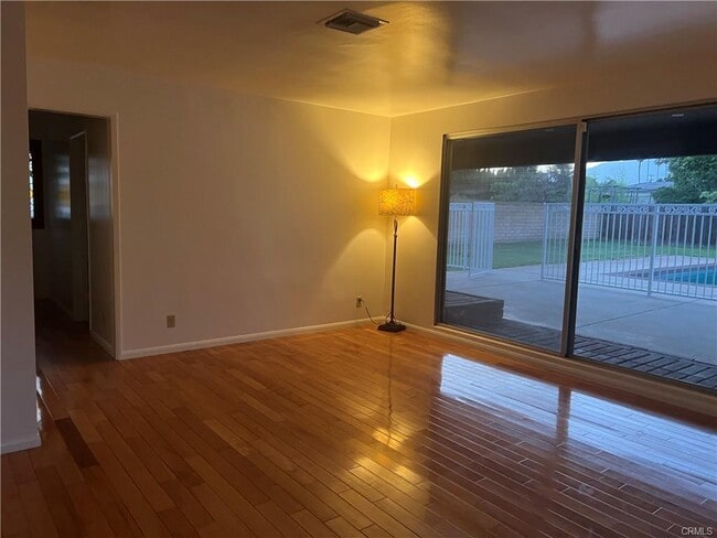 Building Photo - 185 Starlight Crest Dr