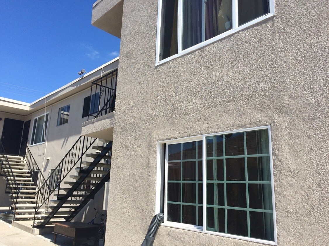 4086 Winona Ave, San Diego, CA 92105 Apartments in San Diego, CA