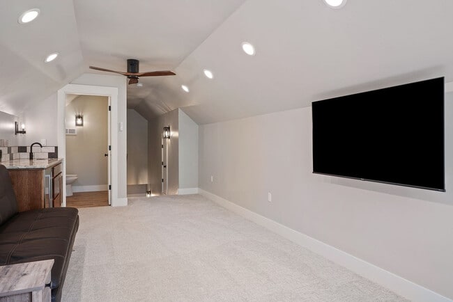 Building Photo - 17110 Crane Dr